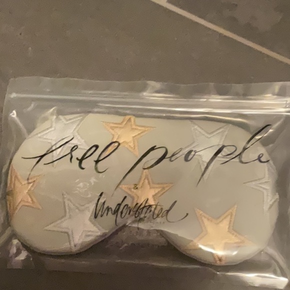 Free People Star Sleep Mask NEW - Picture 1 of 2